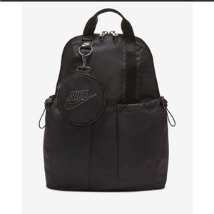 Nike Sportswear Futura Luxe